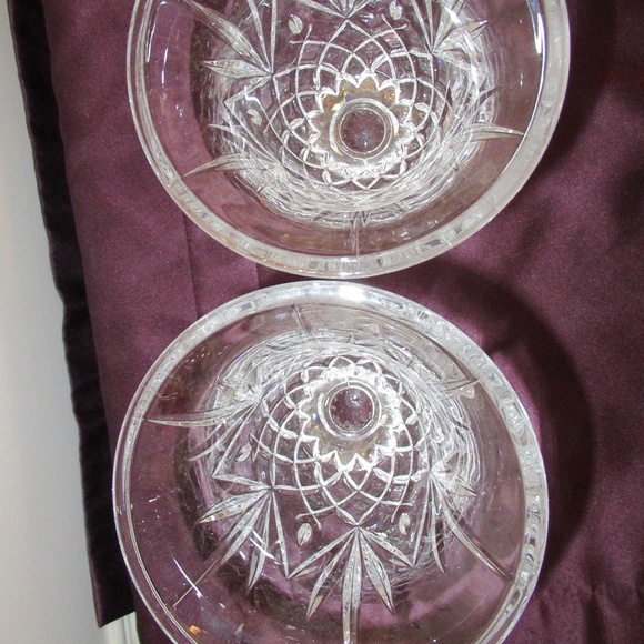 Lead Crystal Tulip Goblets - Picture 3 of 10
